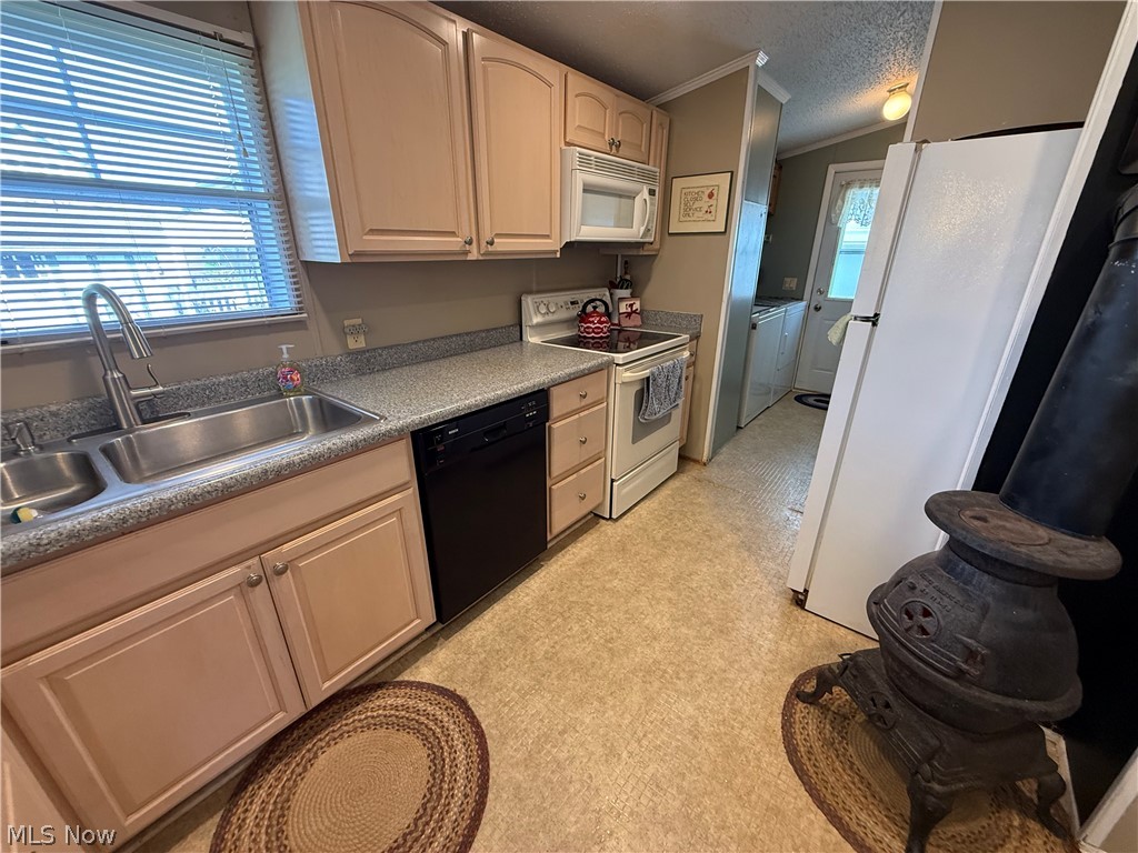 812 Logan Avenue Toronto OH 43964