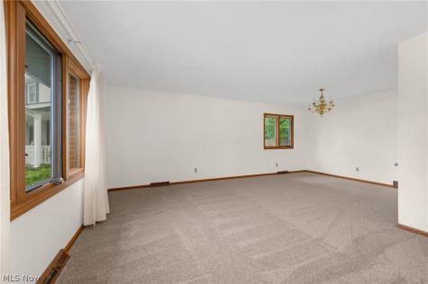 7818 Pompano Court Parma OH 44134