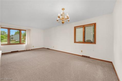7818 Pompano Court Parma OH 44134