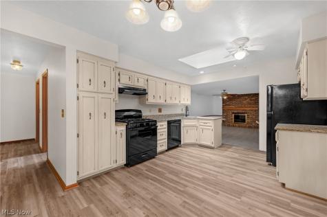 7818 Pompano Court Parma OH 44134