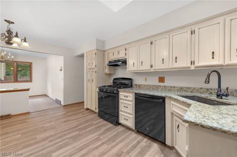 7818 Pompano Court Parma OH 44134