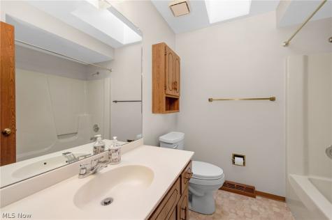 7818 Pompano Court Parma OH 44134
