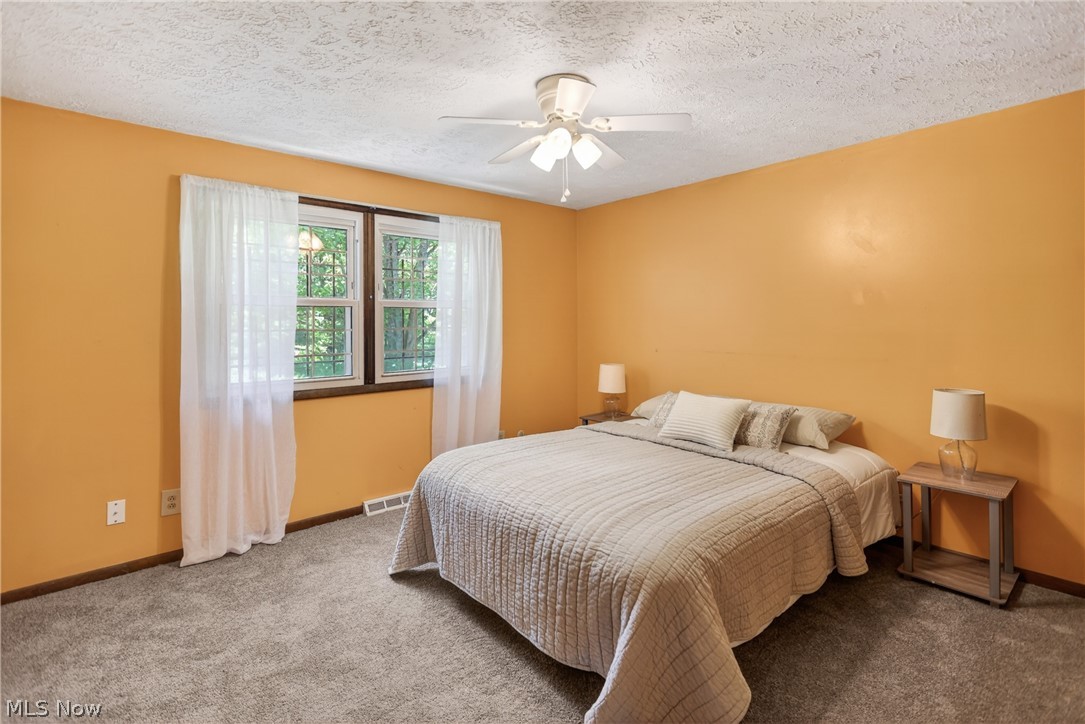 7926 Price Schaffer Road Hubbard OH 44425