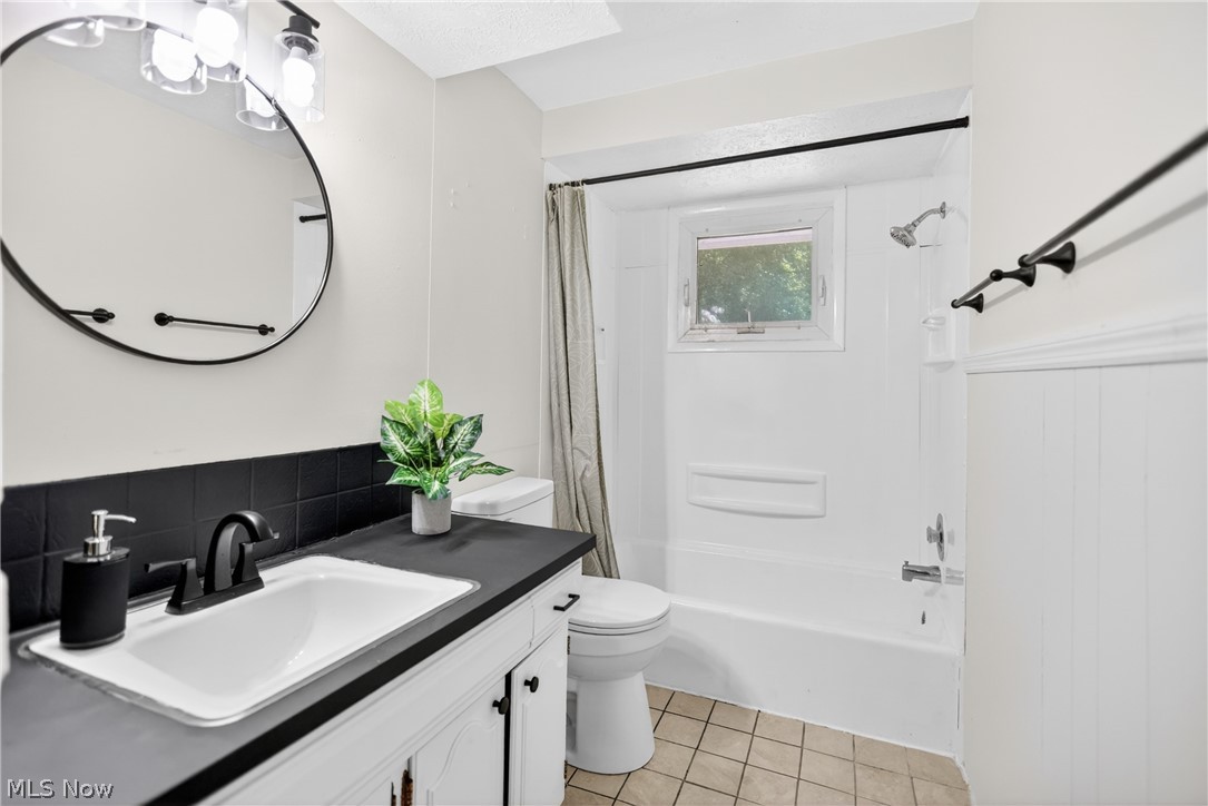 7926 Price Schaffer Road Hubbard OH 44425
