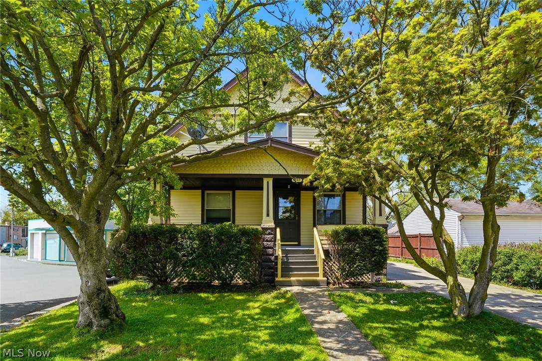 4662 Pearl Road Cleveland OH 44109