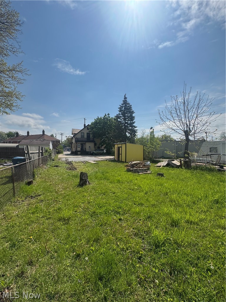 4662 Pearl Road Cleveland OH 44109