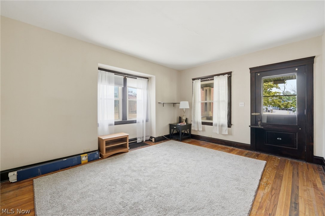 4662 Pearl Road Cleveland OH 44109
