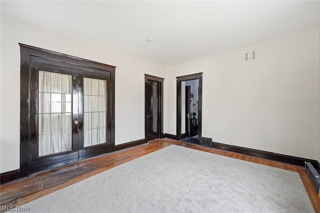 4662 Pearl Road Cleveland OH 44109