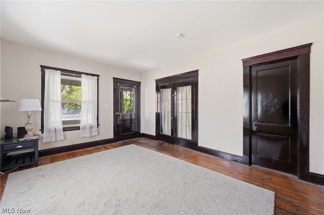 4662 Pearl Road Cleveland OH 44109