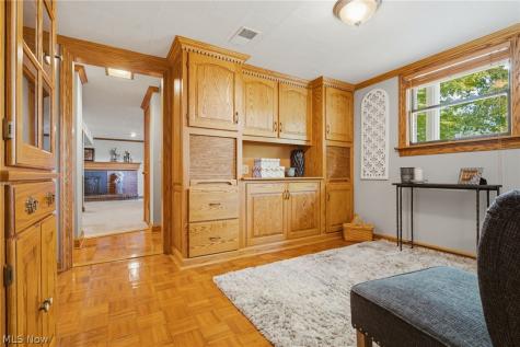 1600 Deerford Avenue SW Massillon OH 44647