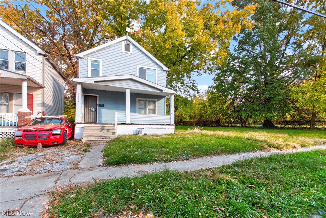 14809 Darwin Avenue Cleveland OH 44110
