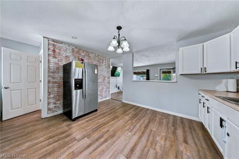 2123 G Street Lorain OH 44052