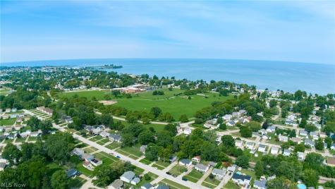 2123 G Street Lorain OH 44052