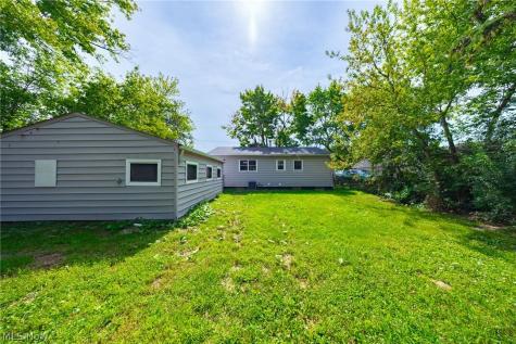 2123 G Street Lorain OH 44052
