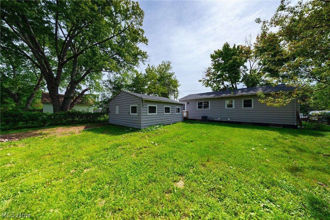 2123 G Street Lorain OH 44052