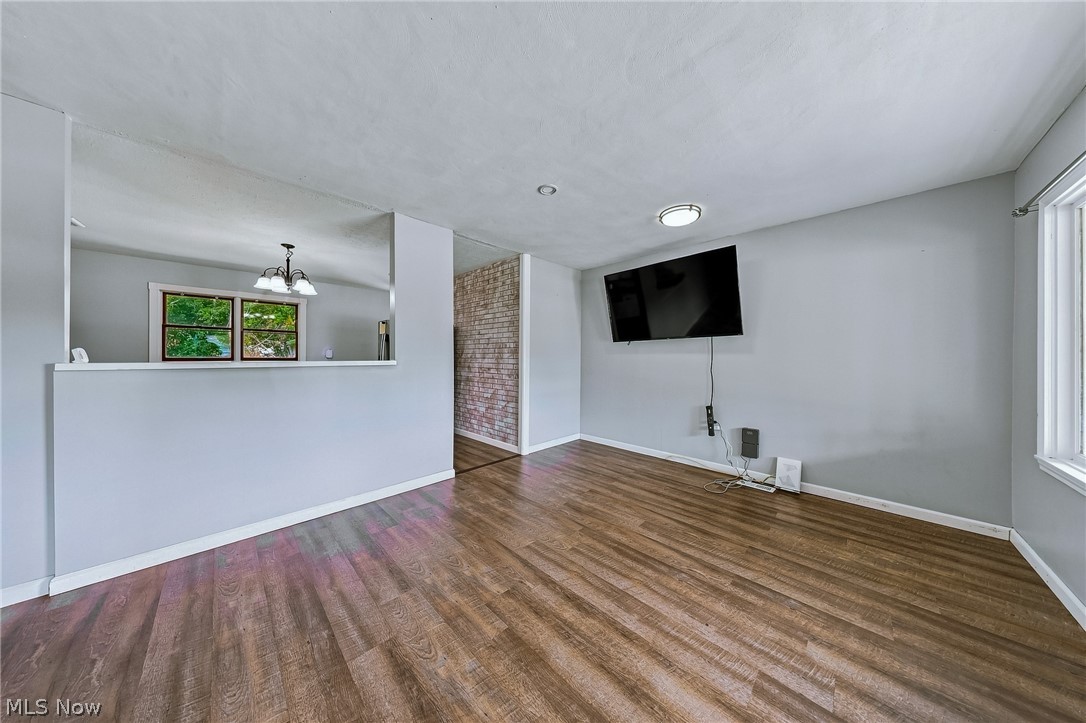 2123 G Street Lorain OH 44052