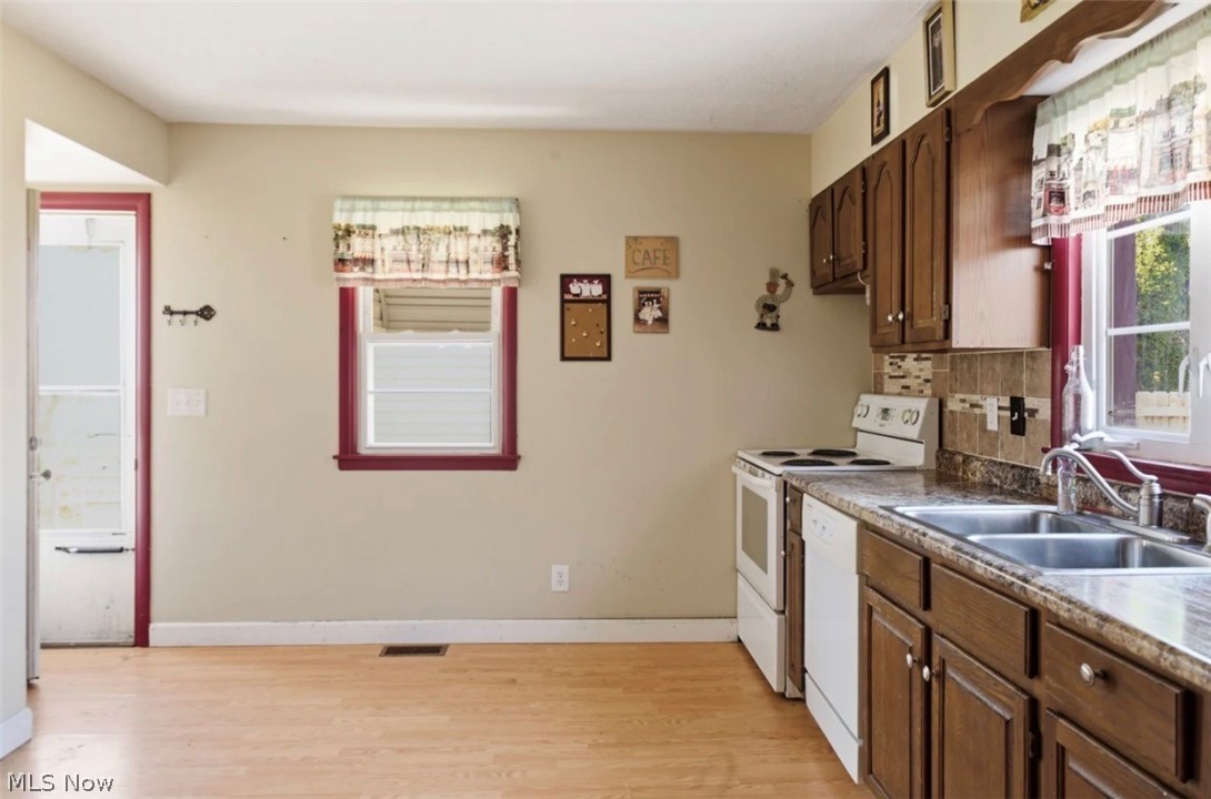 1350 Eastland Avenue SE Warren OH 44484