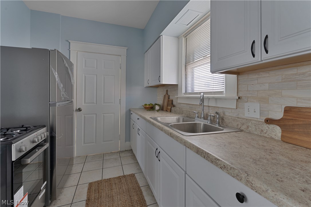 306 Maplewood Avenue Struthers OH 44471