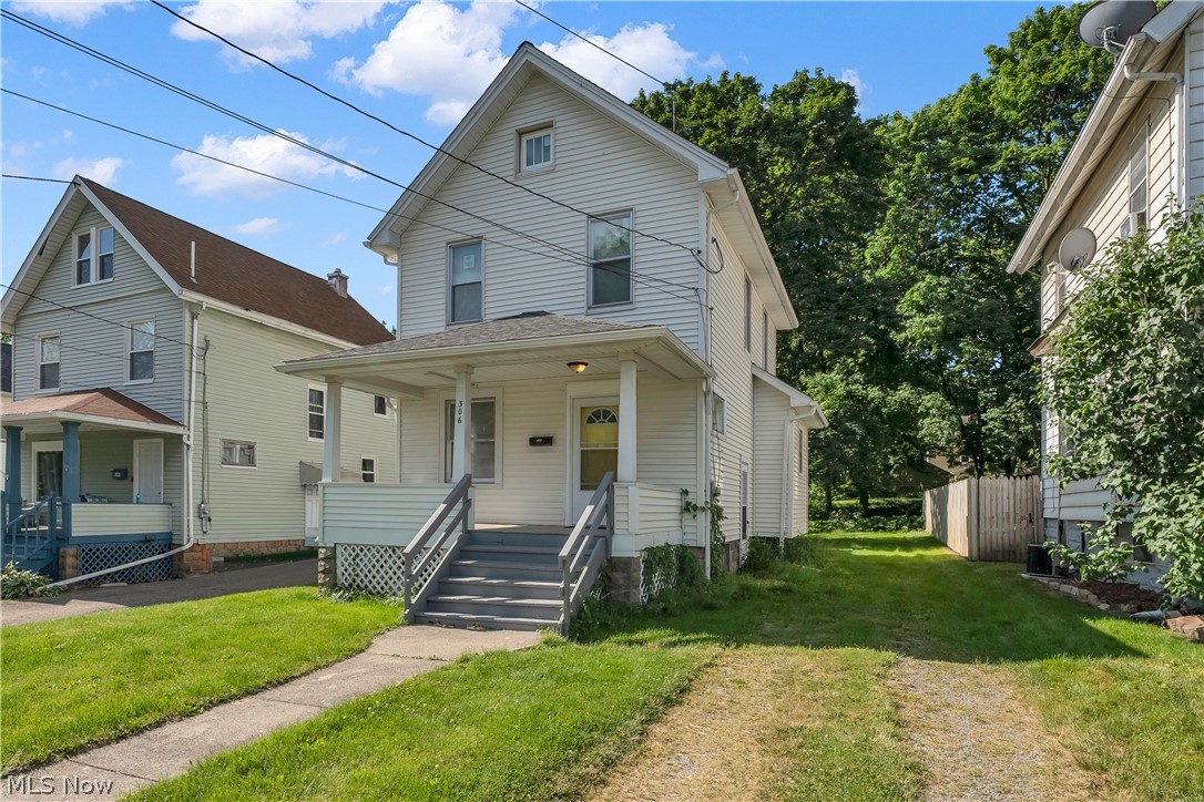306 Maplewood Avenue Struthers OH 44471
