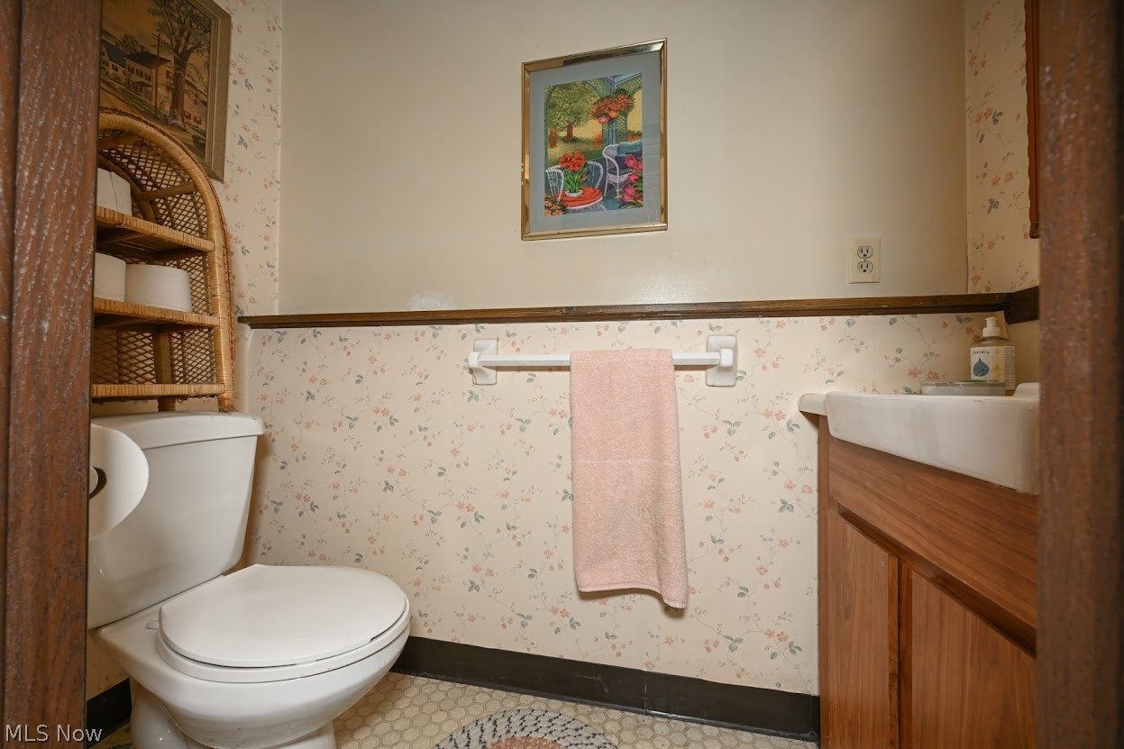 991 Lloyd Avenue Aurora OH 44202