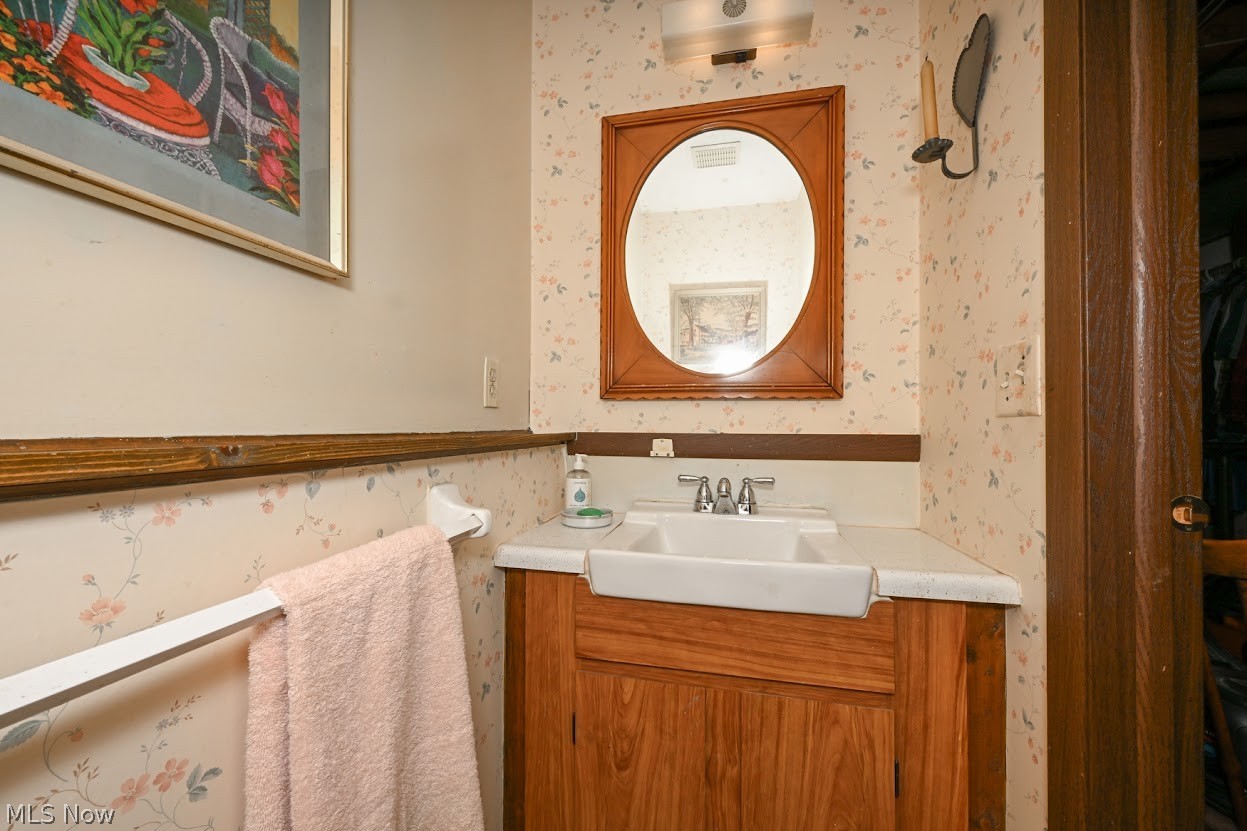 991 Lloyd Avenue Aurora OH 44202