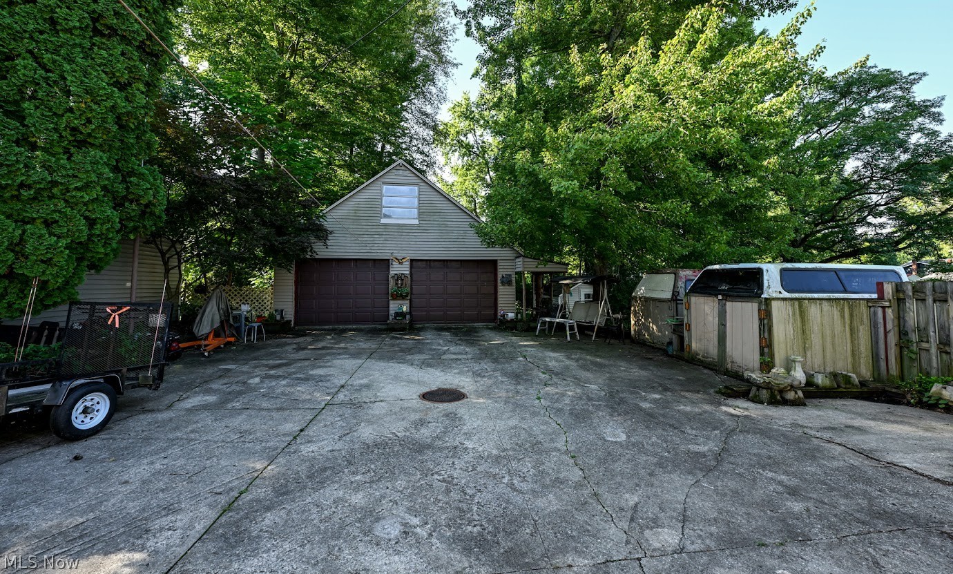 991 Lloyd Avenue Aurora OH 44202