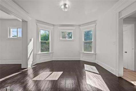 6209 Pear Avenue Cleveland OH 44102