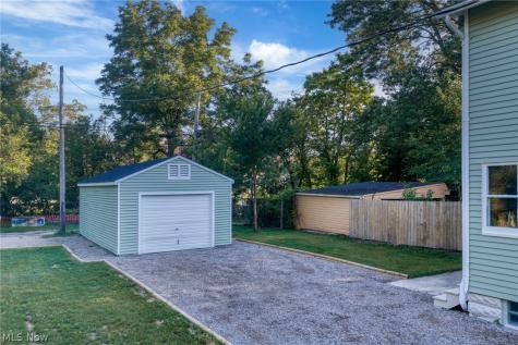 6209 Pear Avenue Cleveland OH 44102