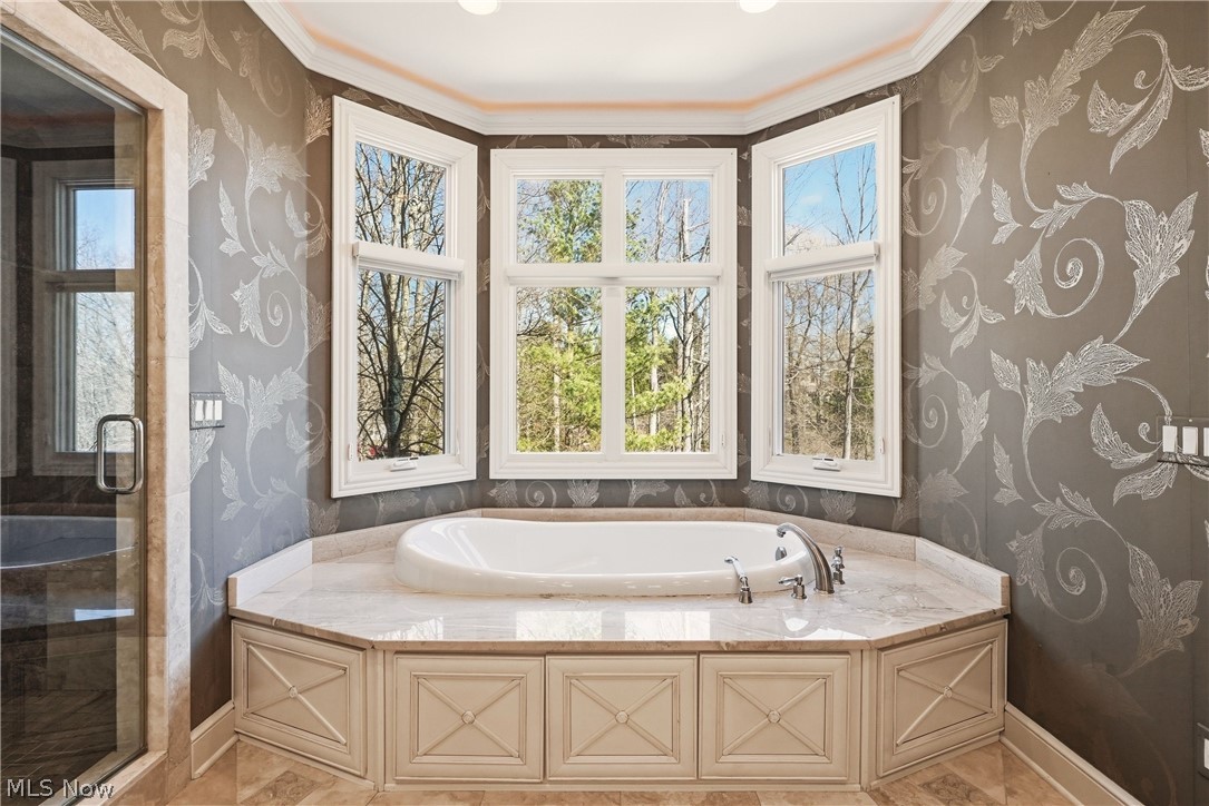 60 South Lane Moreland Hills OH 44022
