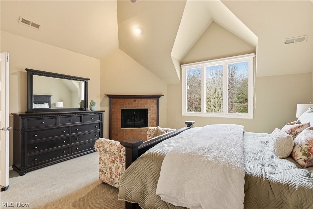 60 South Lane Moreland Hills OH 44022