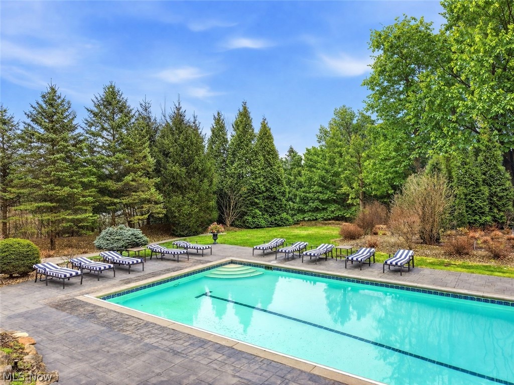 60 South Lane Moreland Hills OH 44022