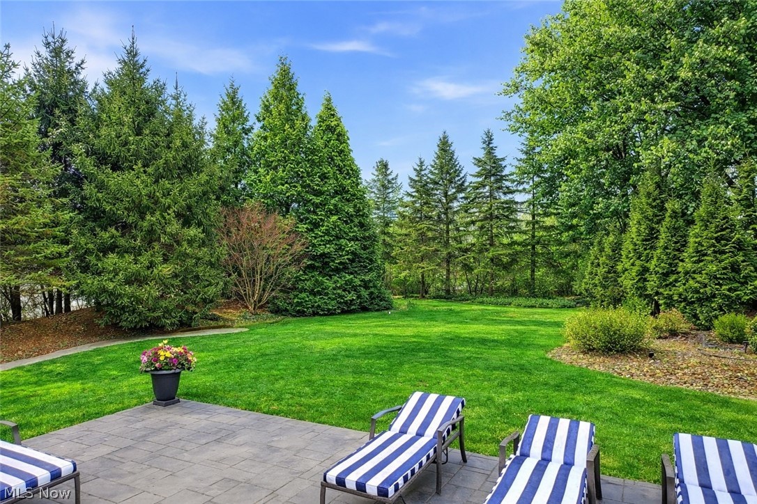 60 South Lane Moreland Hills OH 44022
