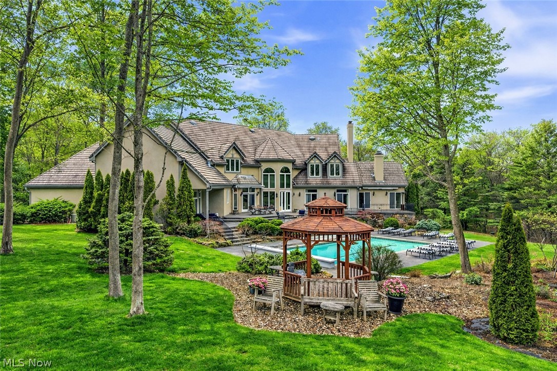 60 South Lane Moreland Hills OH 44022