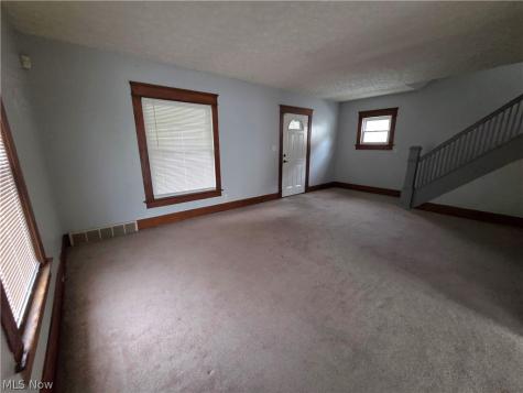 419 Myrtle Street Ravenna OH 44266