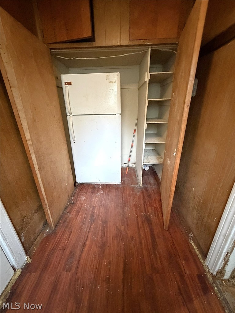7107 Lawn Avenue Cleveland OH 44102