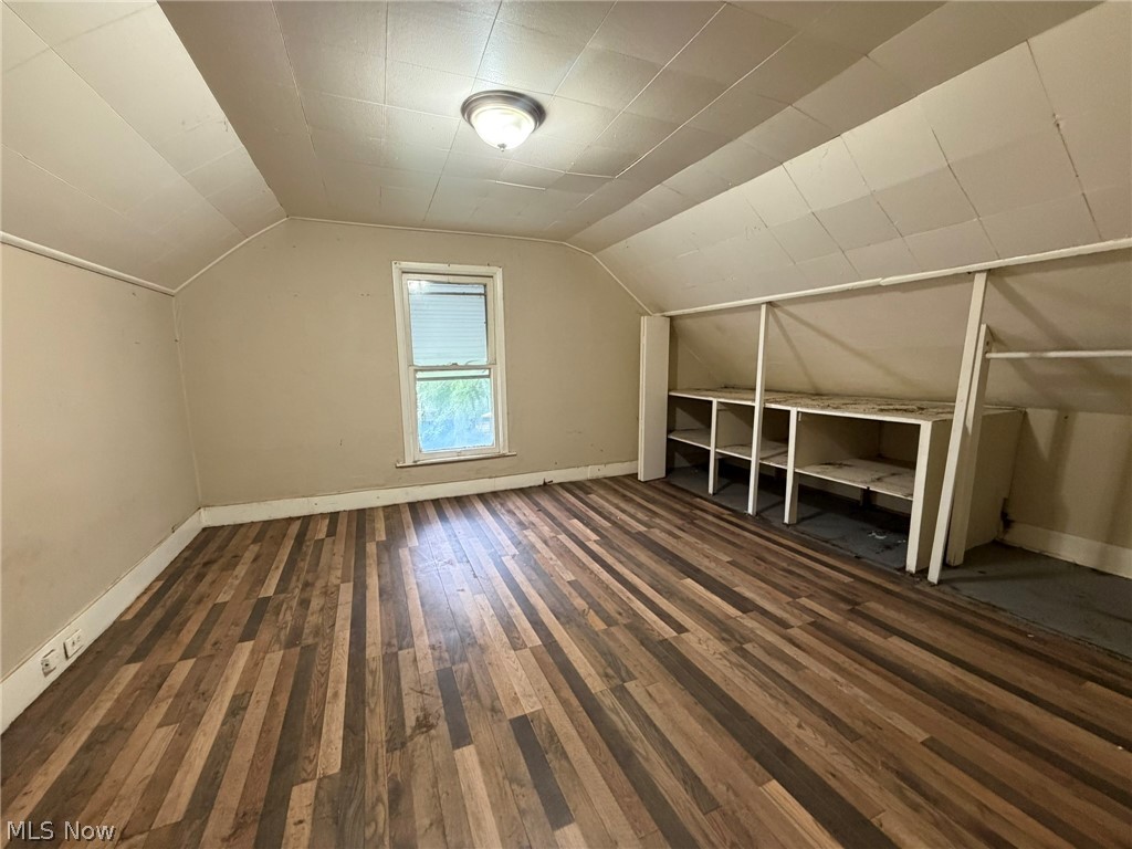 7107 Lawn Avenue Cleveland OH 44102