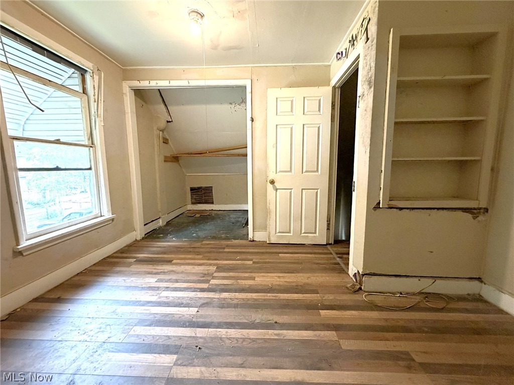 7107 Lawn Avenue Cleveland OH 44102