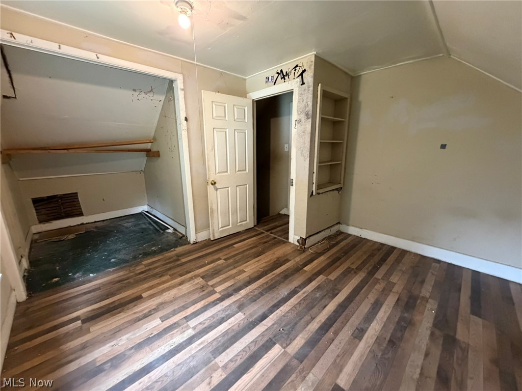 7107 Lawn Avenue Cleveland OH 44102