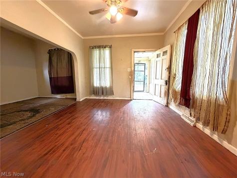 7107 Lawn Avenue Cleveland OH 44102