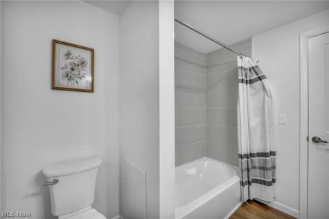 307 Saint Lawrence Boulevard Eastlake OH 44095