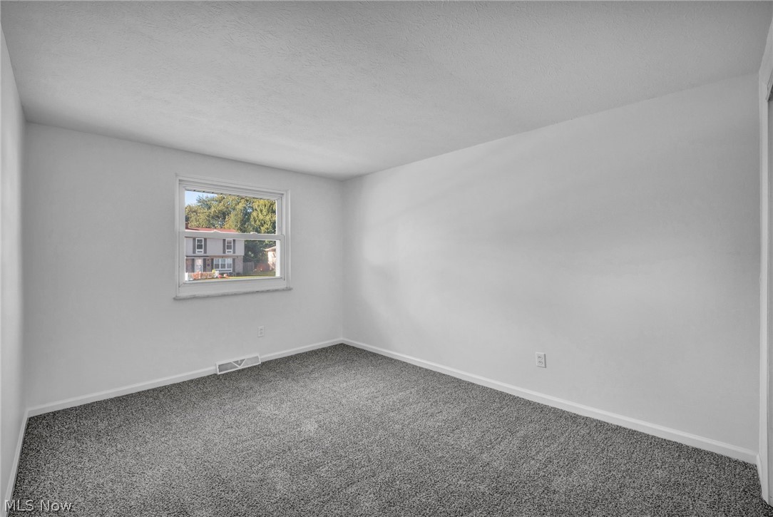 307 Saint Lawrence Boulevard Eastlake OH 44095