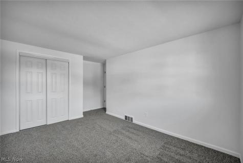307 Saint Lawrence Boulevard Eastlake OH 44095
