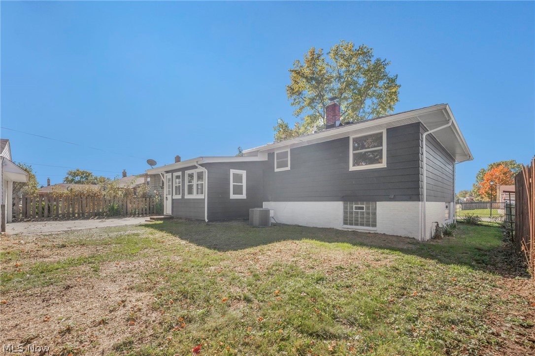 307 Saint Lawrence Boulevard Eastlake OH 44095