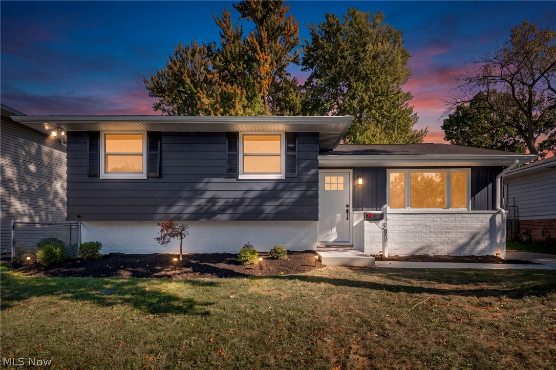 307 Saint Lawrence Boulevard Eastlake OH 44095