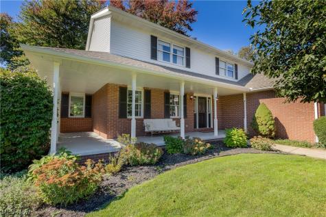 6425 Harborview Avenue NW Canton OH 44718