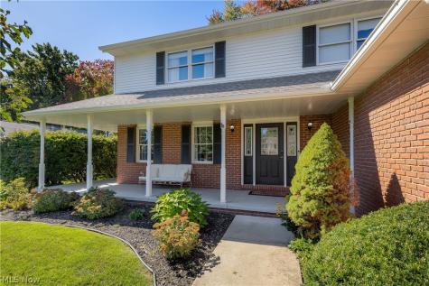 6425 Harborview Avenue NW Canton OH 44718
