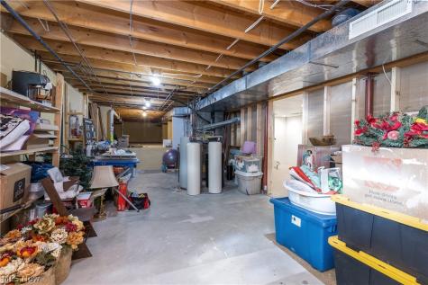 6425 Harborview Avenue NW Canton OH 44718