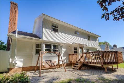 6425 Harborview Avenue NW Canton OH 44718
