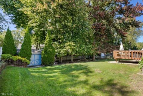 6425 Harborview Avenue NW Canton OH 44718