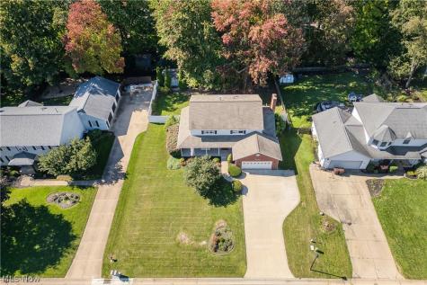 6425 Harborview Avenue NW Canton OH 44718